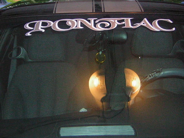 PONTIAC silver with white shadow