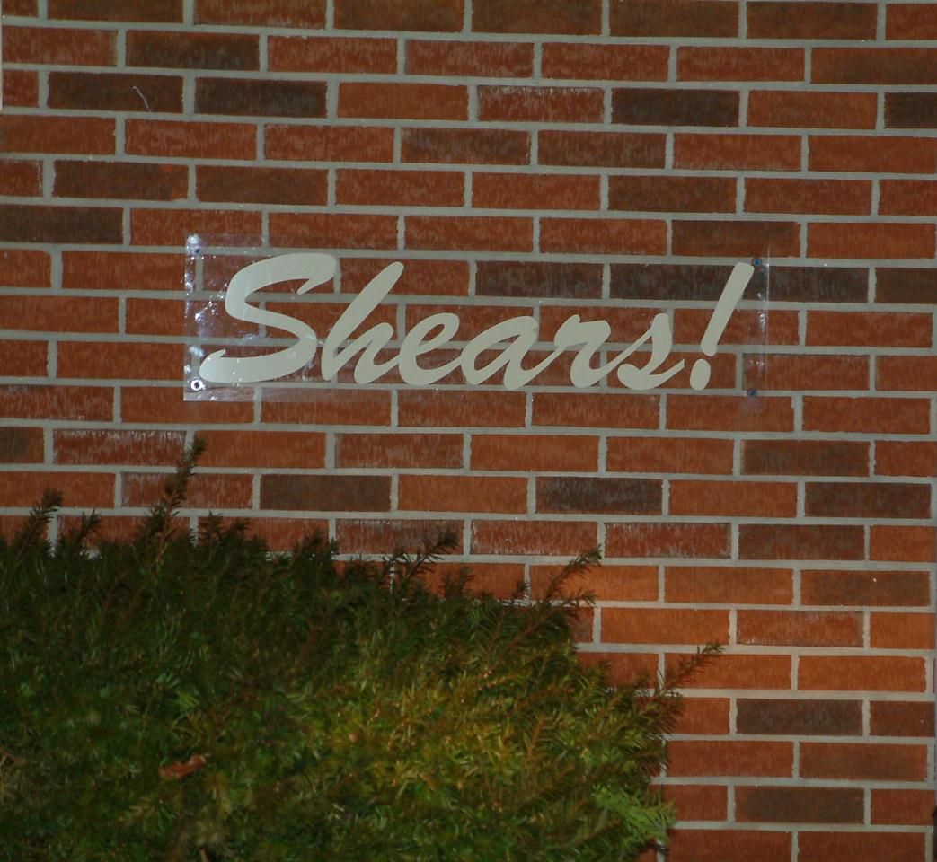Exterior sign for beauty salon