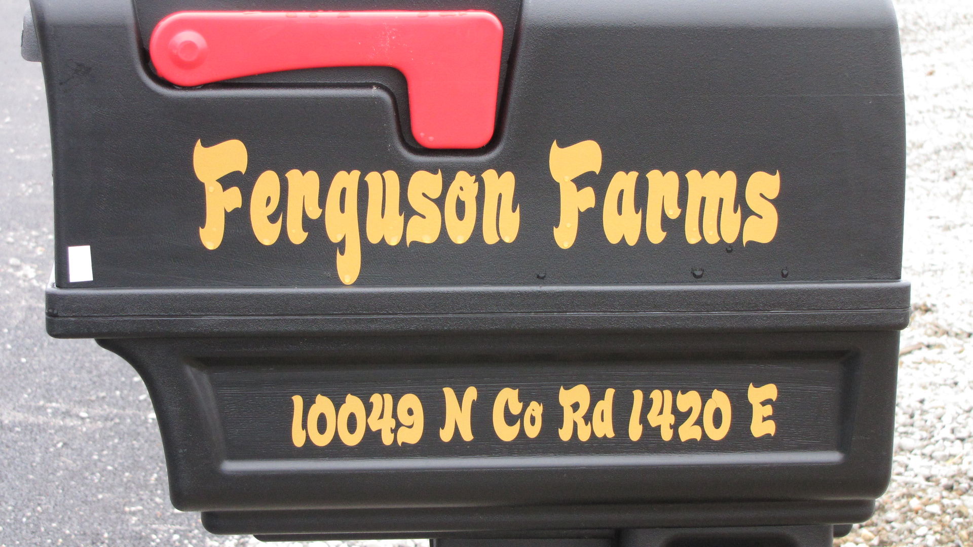 Mail box lettering