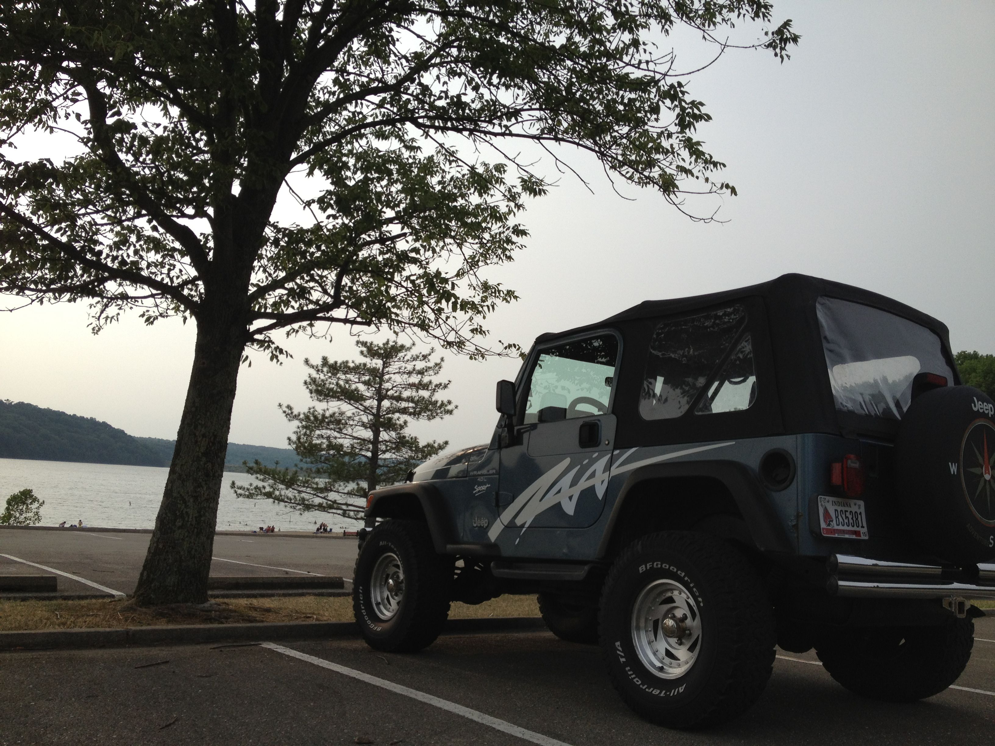 My 98 Wrangler, complete with new stripes!
