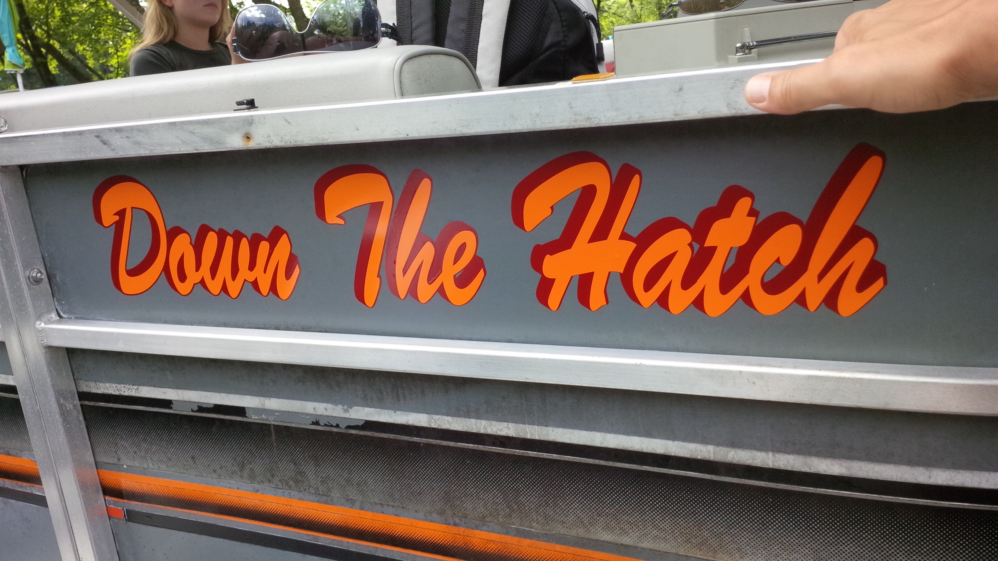 Rear right Pontoon boat