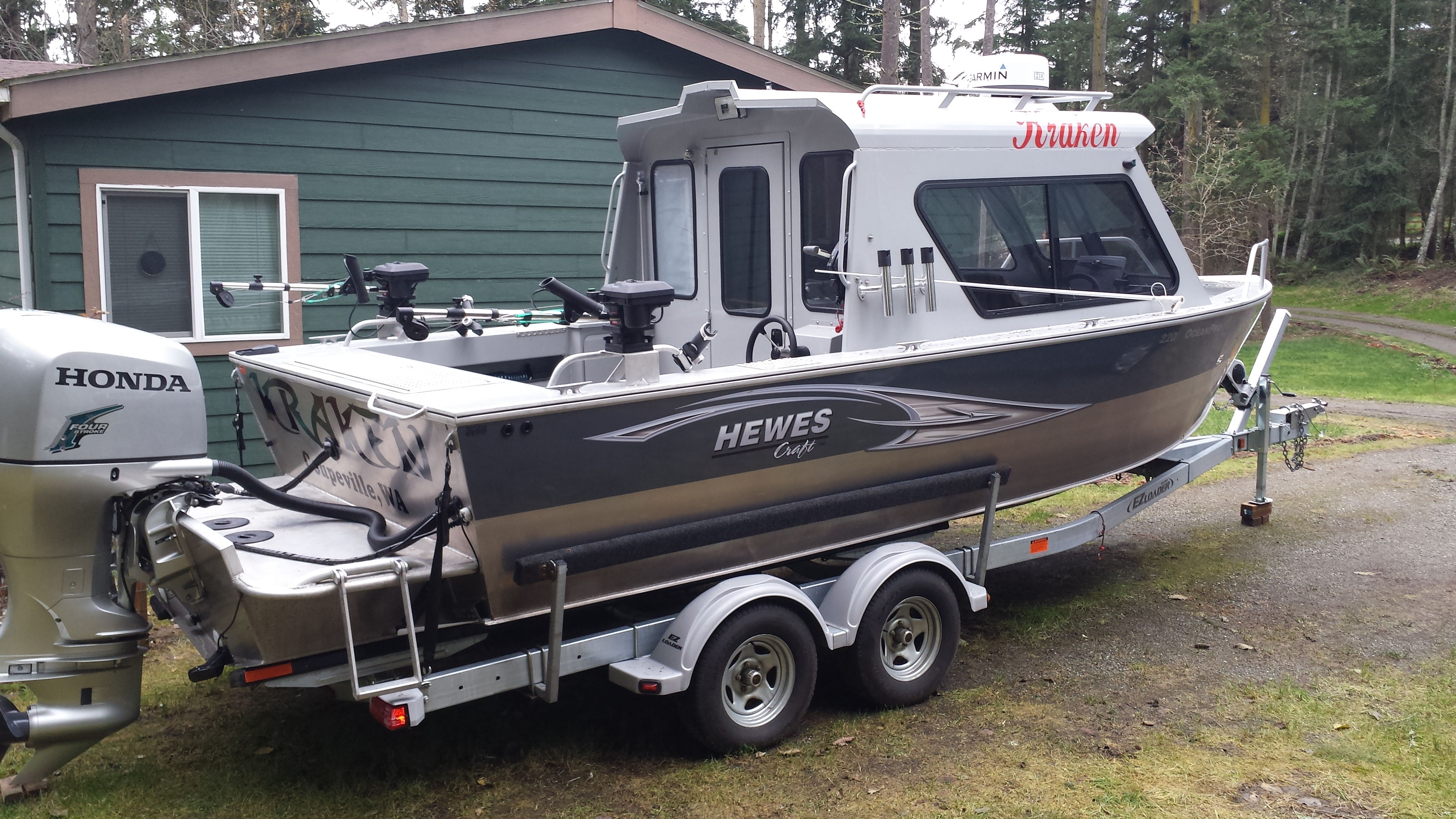 Boat name, stern & cockpit