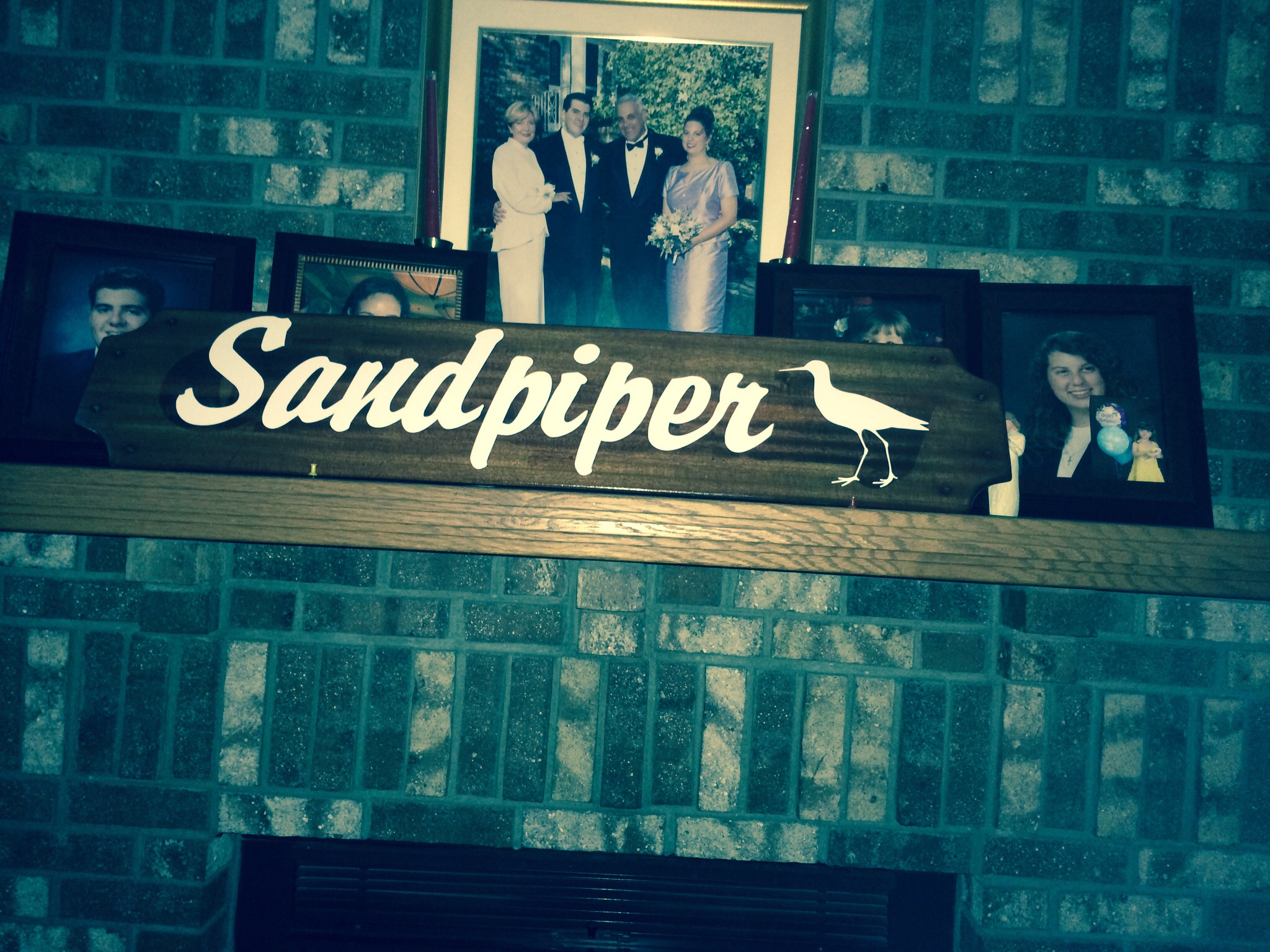 A placard for a beach house
