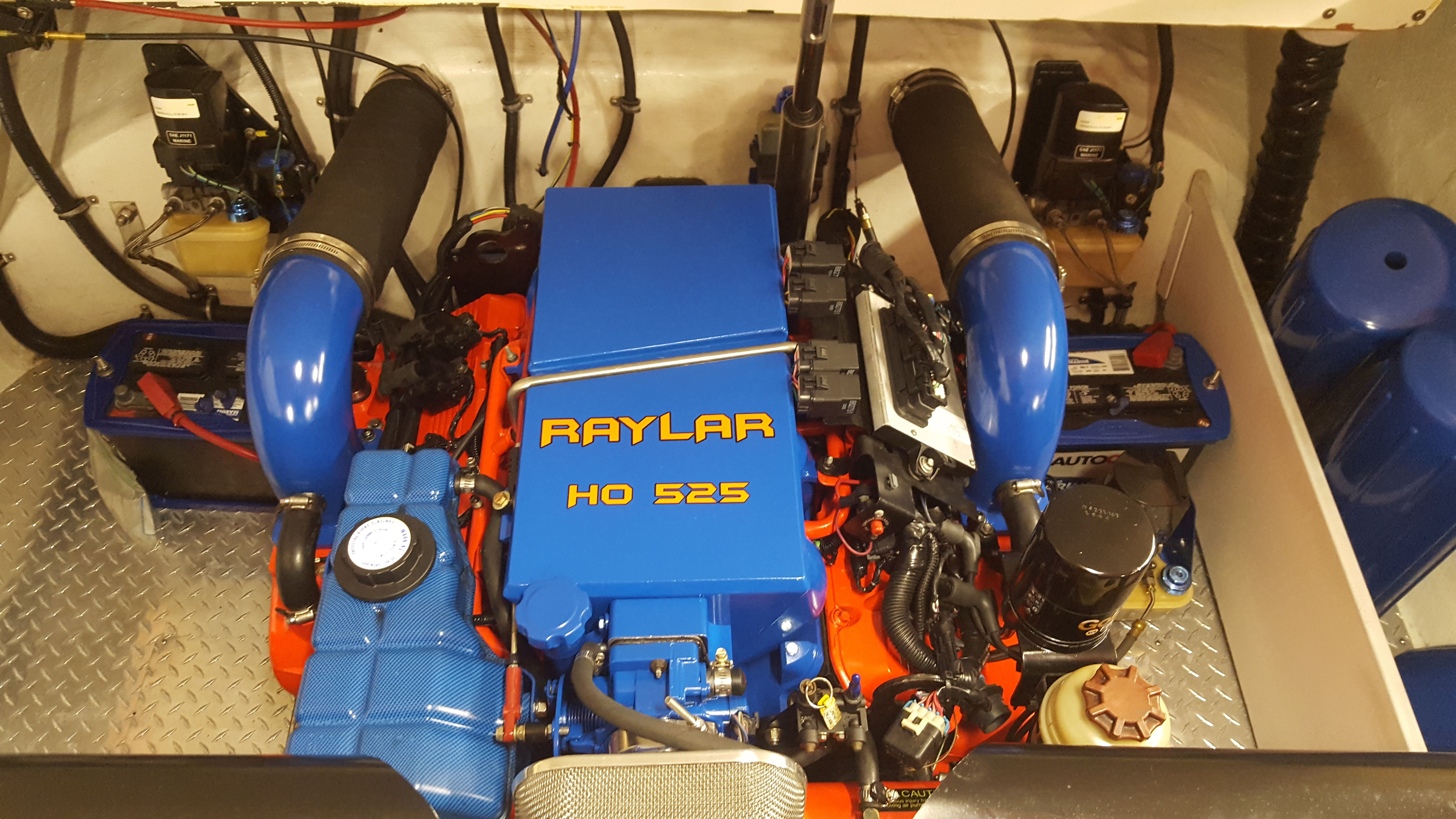 496HO boat engine